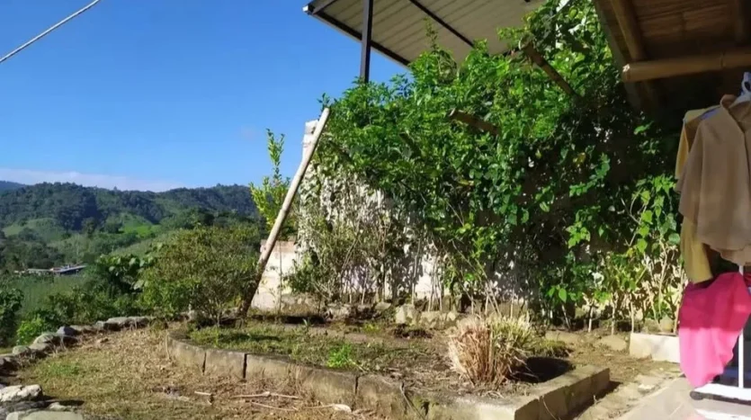 Propiedad con Terreno Independiente