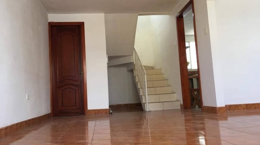 Casa en Venta en Rumicucho – Excelente Estado, Cerca de la Mitad del Mundo